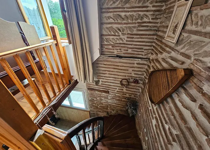 Des Gravets Дом отдыха *